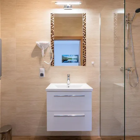 Happy81 - 3,5km Energylandia Oda ve Kahvaltı