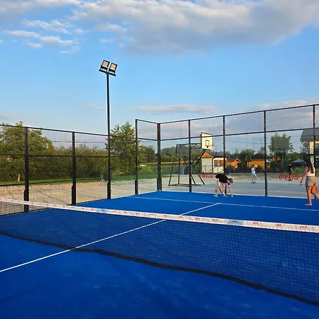 Happy81 - 3,5km Energylandia Oda ve Kahvaltı 3*